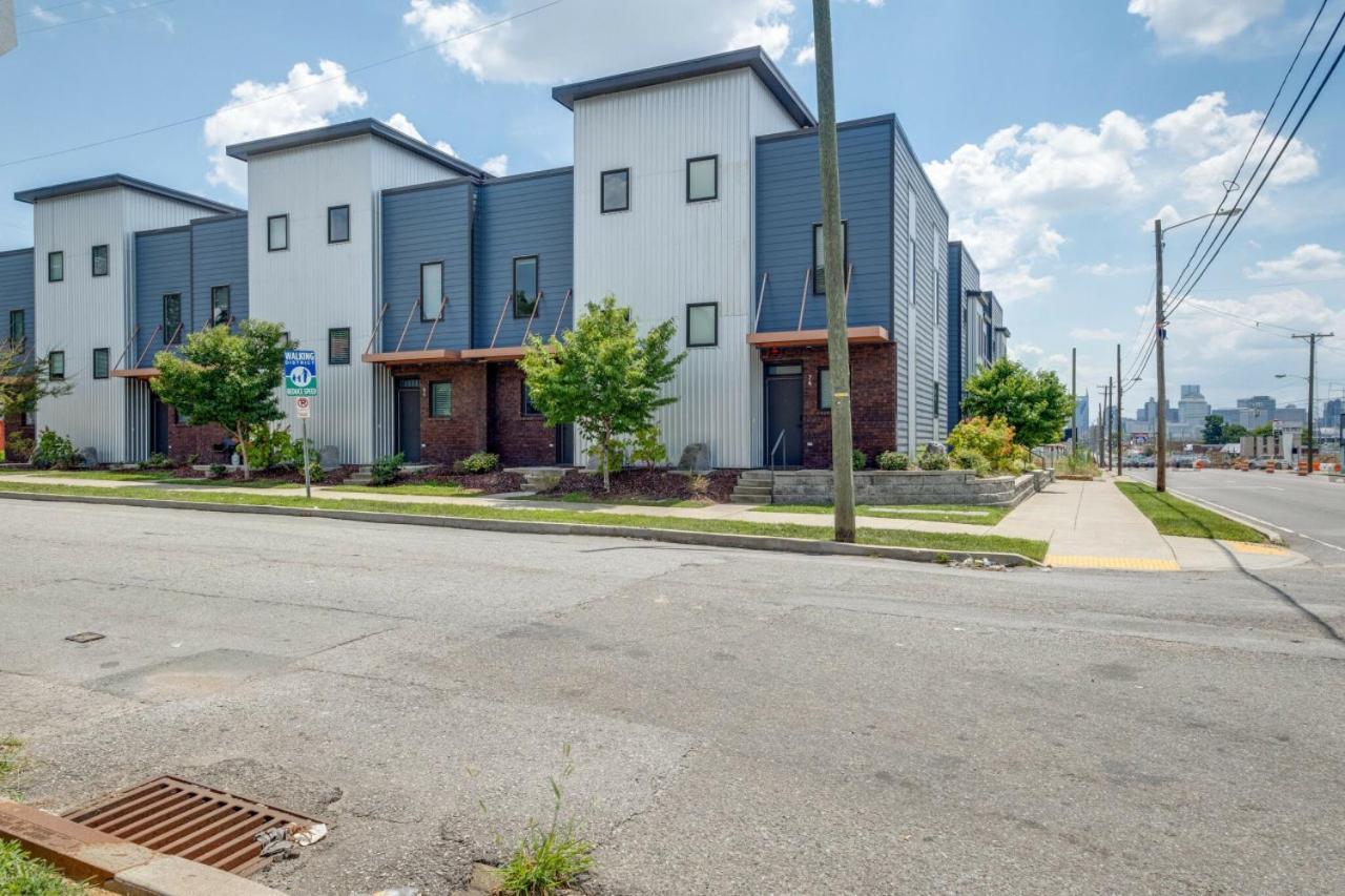 Modern Townhome, W/ Downtown Views, Rooftop Deck Only 6min To Broadway *